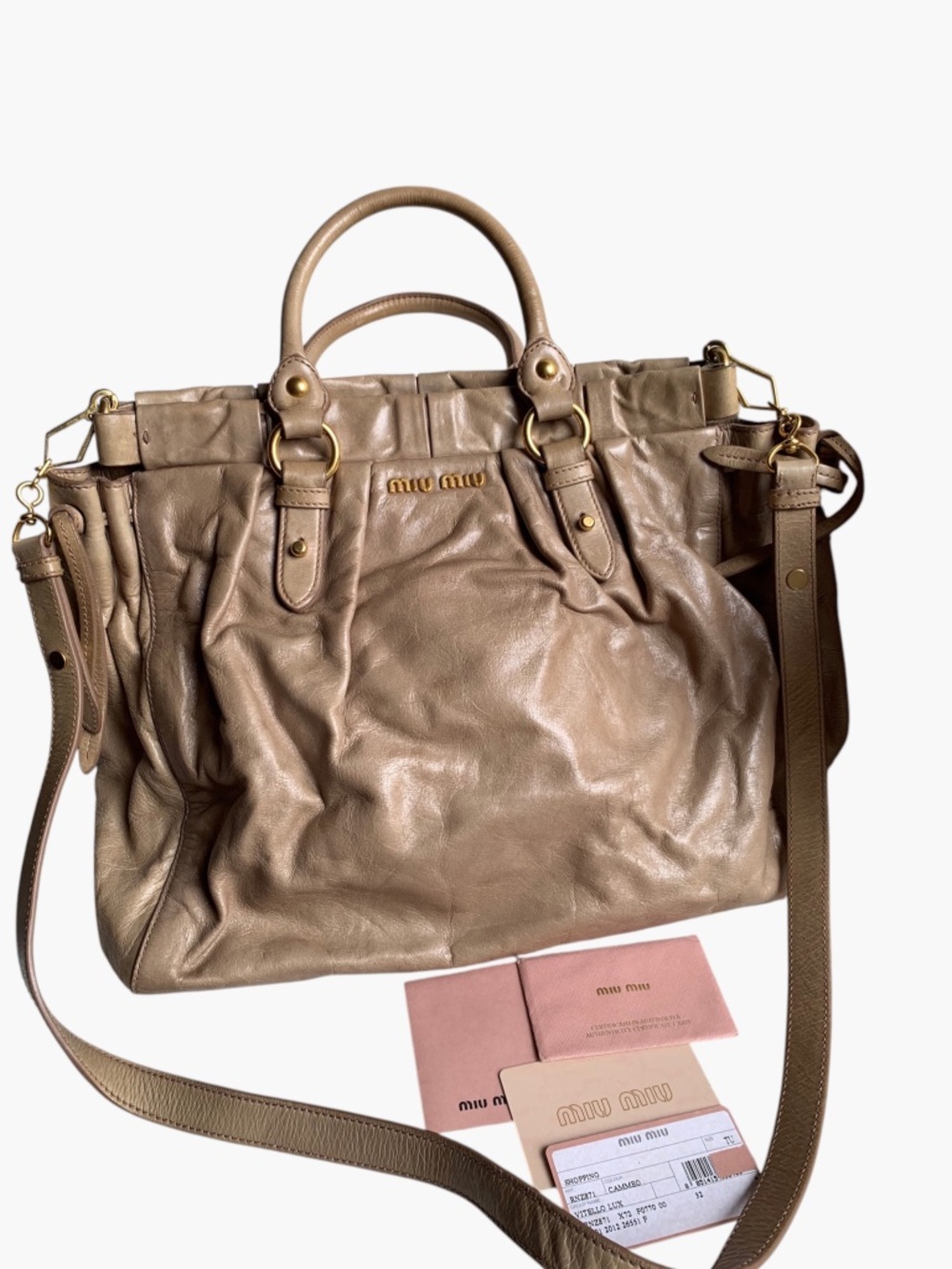 Auth Miu Miu 2Way Cameo Leather Vitello Lux shoulder handbag, gold-tone hardware